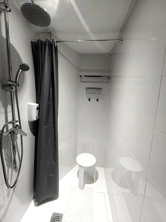 Hostal Siesta & Go Nuevos Ministerios Madrid Exteriér fotografie