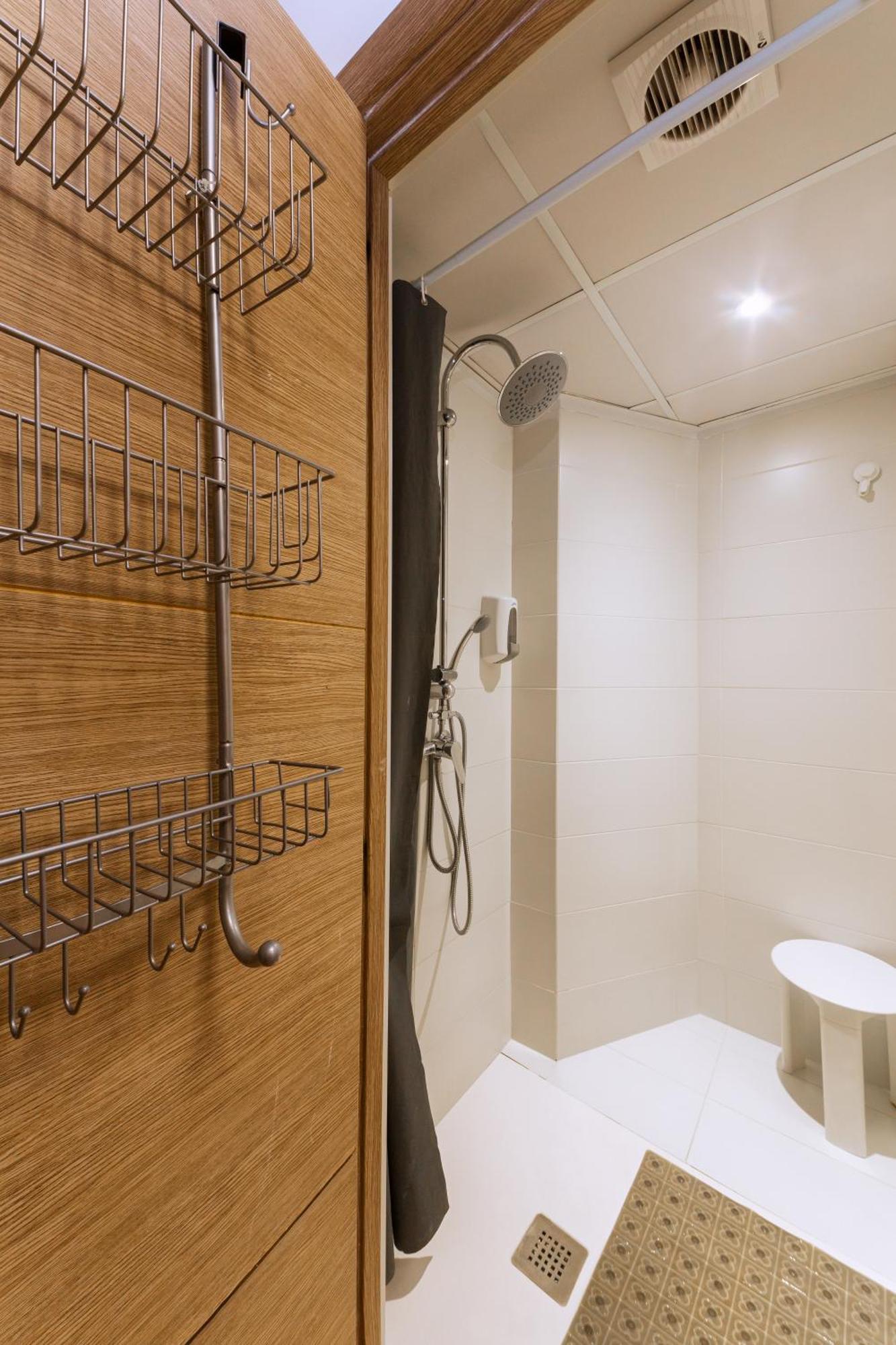 Hostal Siesta & Go Nuevos Ministerios Madrid Exteriér fotografie